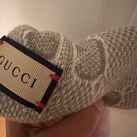 Gucci Cashmere Beanie - Picture 4 of 5
